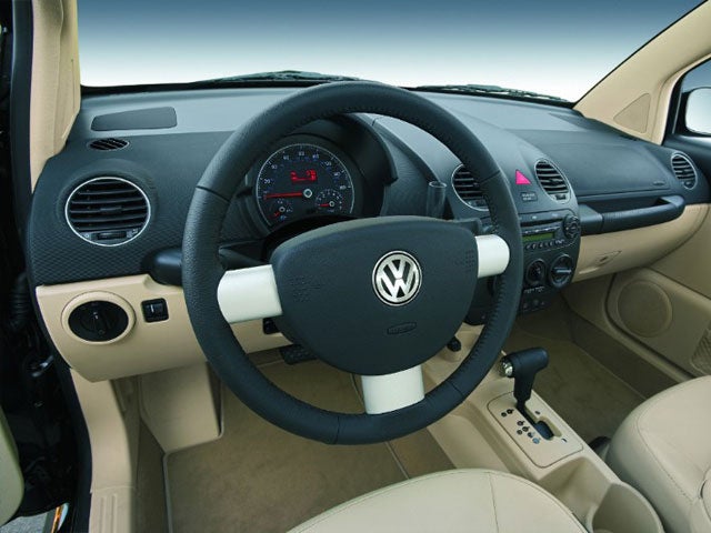 2008 Volkswagen New Beetle SE