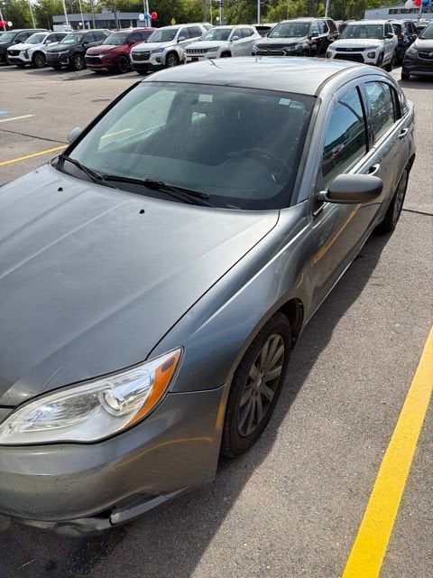 2013 Chrysler 200 Touring