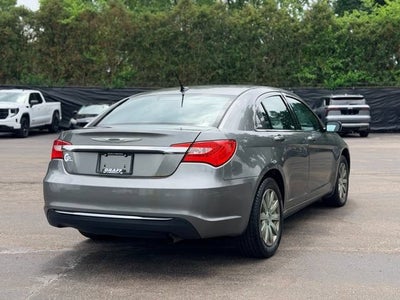 2013 Chrysler 200 Touring