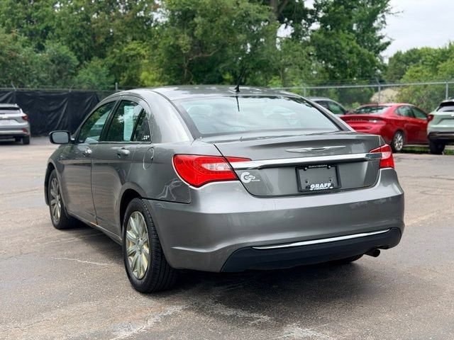 2013 Chrysler 200 Touring