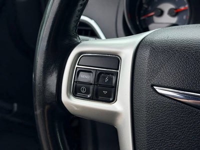 2013 Chrysler 200 Touring