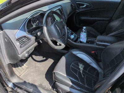 2015 Chrysler 200 S