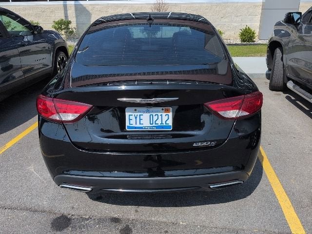 2015 Chrysler 200 S