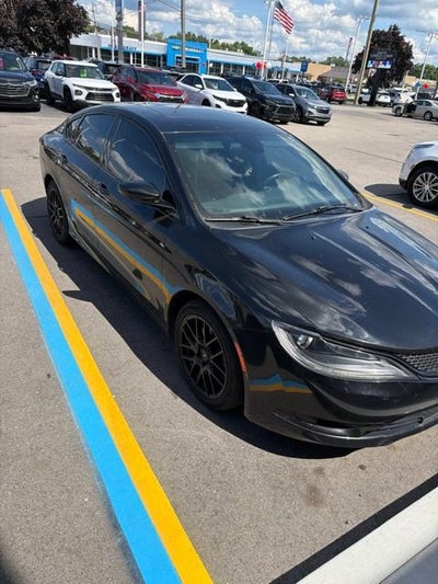 2015 Chrysler 200 S