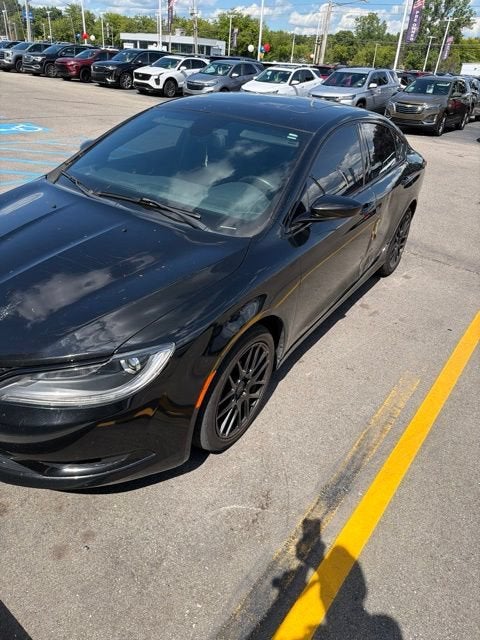 2015 Chrysler 200 S