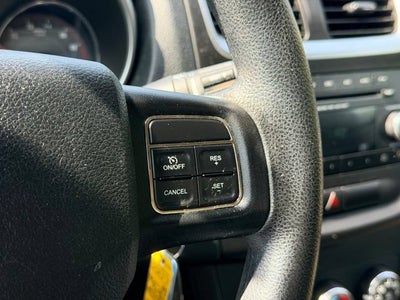 2012 Dodge Avenger SE