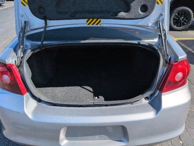 2013 Dodge Avenger SE