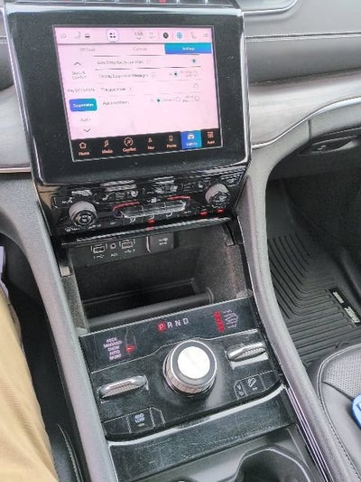 2022 Jeep Grand Cherokee Overland 4x4