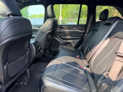 2022 Jeep Grand Cherokee Overland 4x4