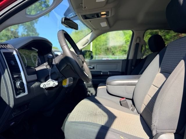 2012 RAM 1500 SLT