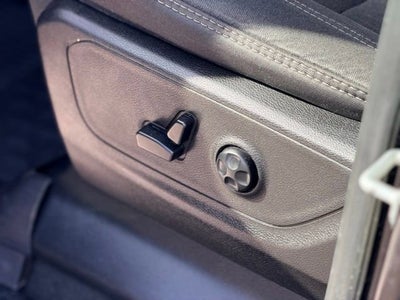 2019 RAM 1500 Big Horn/Lone Star Crew Cab 4x4 5'7" Box