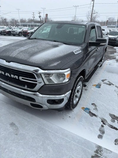 2020 RAM 1500 Big Horn Crew Cab 4x4 5'7" Box