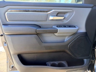 2020 RAM 1500 Big Horn Crew Cab 4x4 5'7" Box