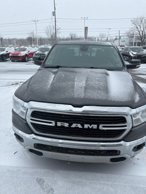 2020 RAM 1500 Big Horn Crew Cab 4x4 5'7" Box