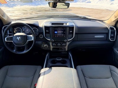 2020 RAM 1500 Big Horn Crew Cab 4x4 5'7" Box