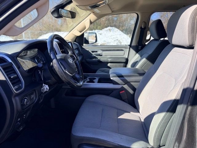 2020 RAM 1500 Big Horn Crew Cab 4x4 5'7" Box