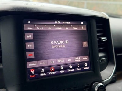 2020 RAM 1500 Big Horn Crew Cab 4x4 5'7" Box