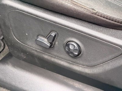 2020 RAM 1500 Big Horn Crew Cab 4x4 5'7" Box