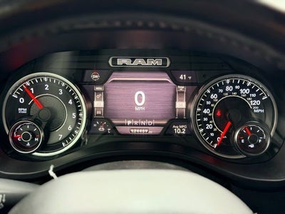 2020 RAM 1500 Big Horn Crew Cab 4x4 5'7" Box