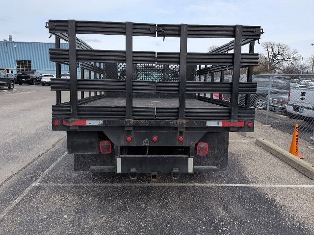 2004 Ford Super Duty F-350 DRW XL