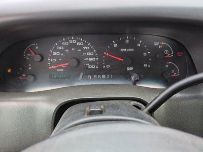 2004 Ford Super Duty F-350 DRW XL