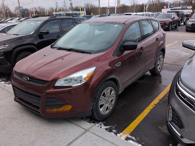 2016 Ford Escape S