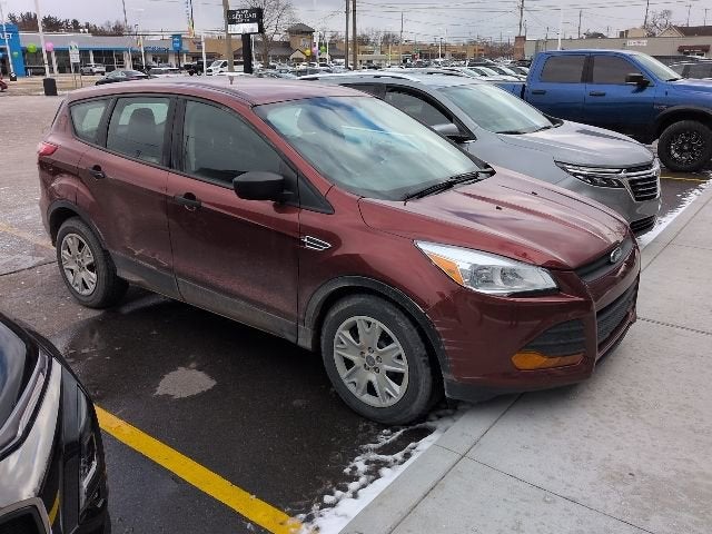 2016 Ford Escape S