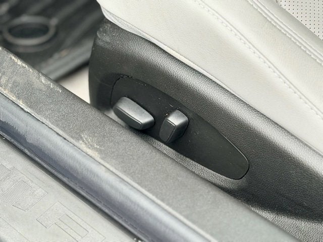 2023 Chevrolet Camaro 2LT