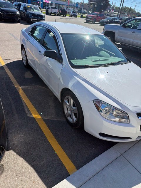 2011 Chevrolet Malibu LS w/1LS
