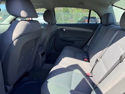 2010 Chevrolet Malibu LS w/1LS