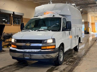 2025 Chevrolet Express Cutaway 3500 1WT