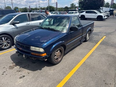 2002 Chevrolet S10 LS