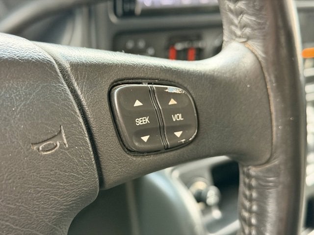 2003 Chevrolet Silverado 1500 LS