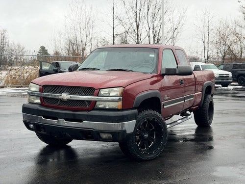 2004 Chevrolet Silverado 2500 HD LS