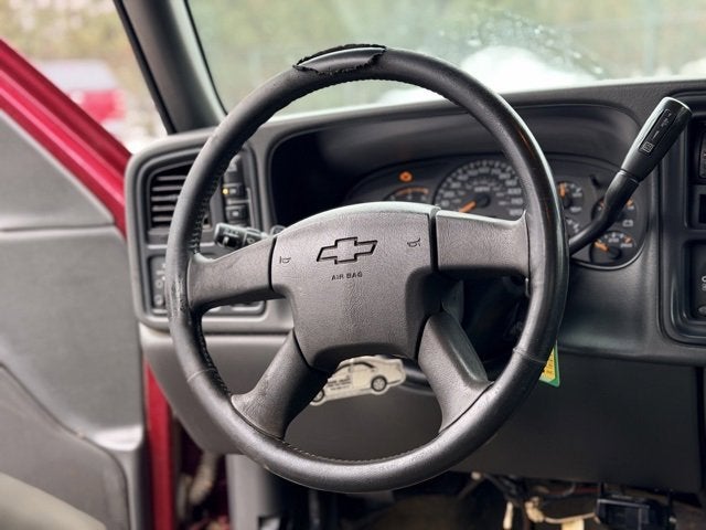 2004 Chevrolet Silverado 2500 HD LS