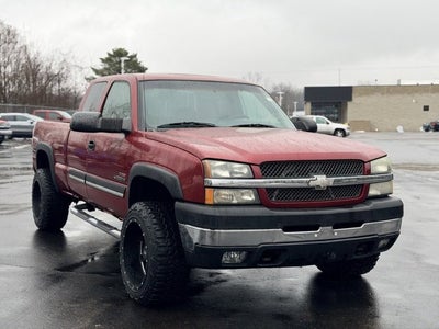 2004 Chevrolet Silverado 2500 HD LS