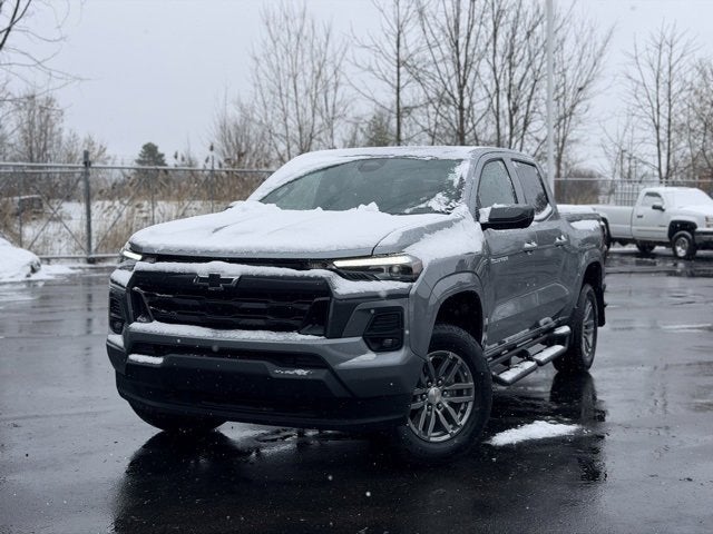 2025 Chevrolet Colorado WT/LT