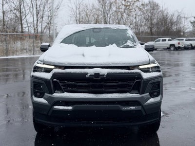 2025 Chevrolet Colorado WT/LT