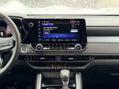 2025 Chevrolet Colorado WT/LT