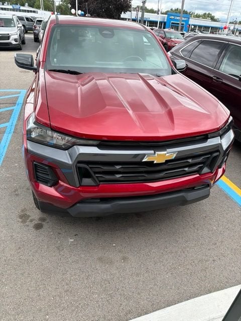 2025 Chevrolet Colorado WT/LT