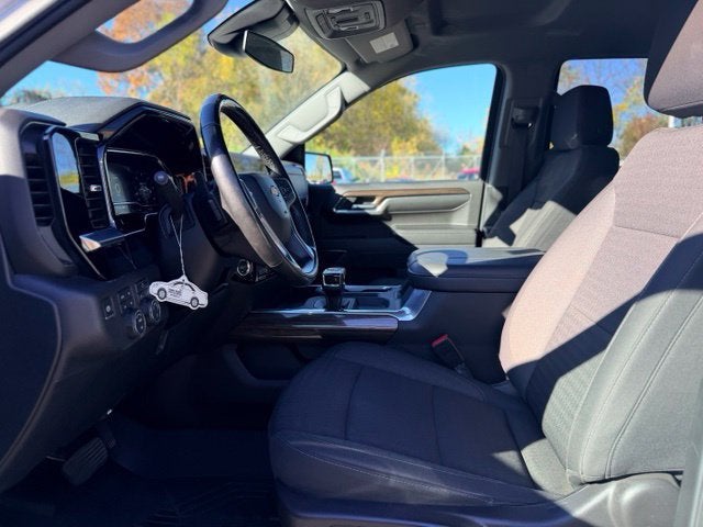 2024 Chevrolet Silverado 1500 LT - Photo 7
