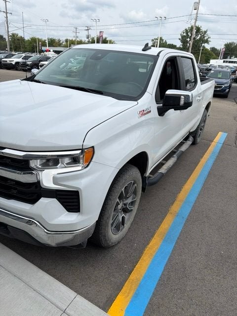 2024 Chevrolet Silverado 1500 LT
