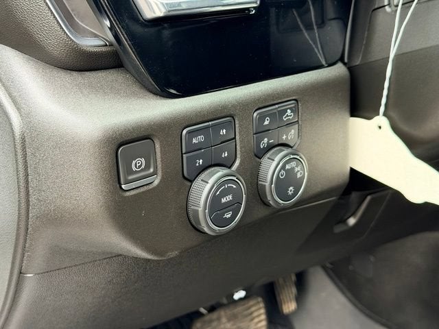 2024 Chevrolet Silverado 1500 LT - Photo 9