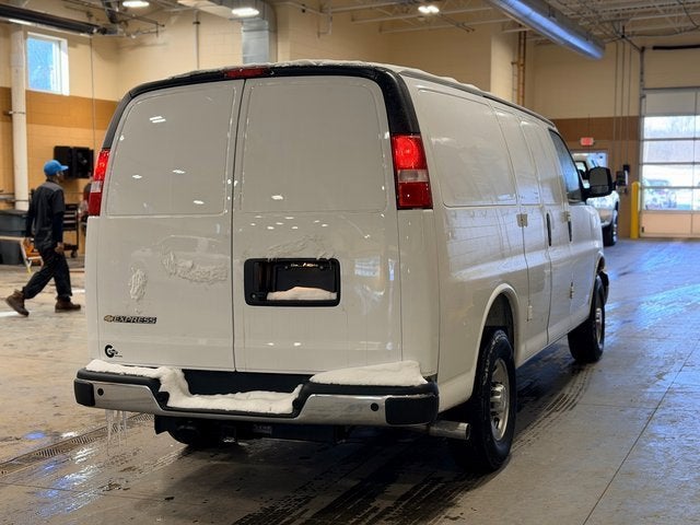 2025 Chevrolet Express Cargo 2500 WT