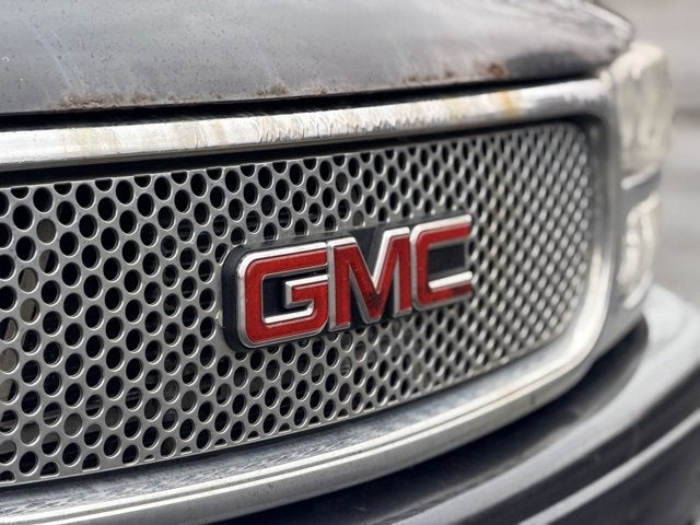 2004 GMC Yukon Denali