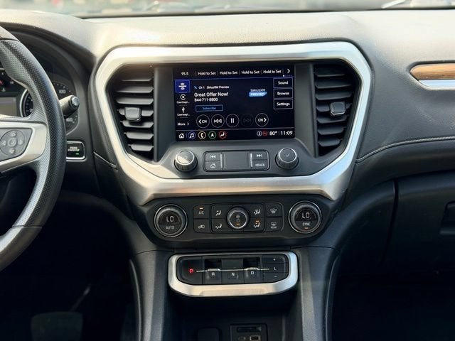 2022 GMC Acadia SLE