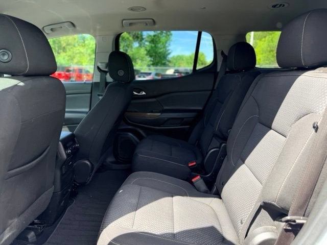 2022 GMC Acadia SLE