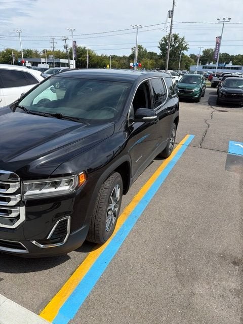 2021 GMC Acadia SLE