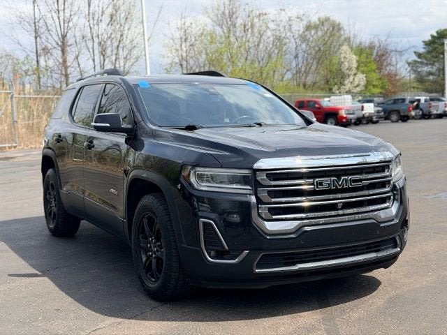 2022 GMC Acadia AT4