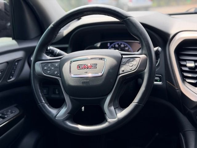 2022 GMC Acadia AT4
